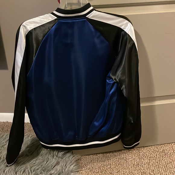 Rose blue and black jacket . Perfect for the spring time - Picture 2 of 3